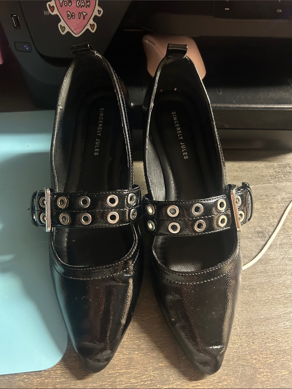 Sincerly Jules Black Patent Mary Jane Flats with Grommet Strap Womens 9